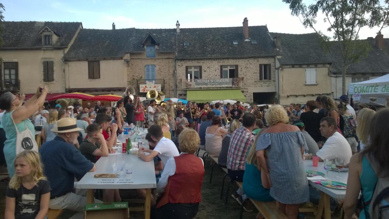 Gite La Baraque Najac Exterior foto